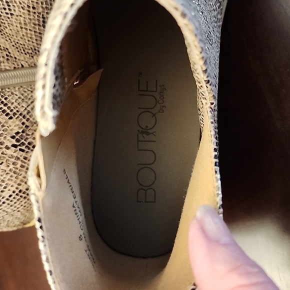 CORKYS Boutique Tan Snake Booties Sz 8 - Picture 5 of 7